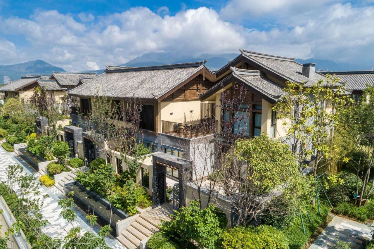 Howard Johnson Jinlin Plaza Lijiang Lijiang  Eksteriør bilde