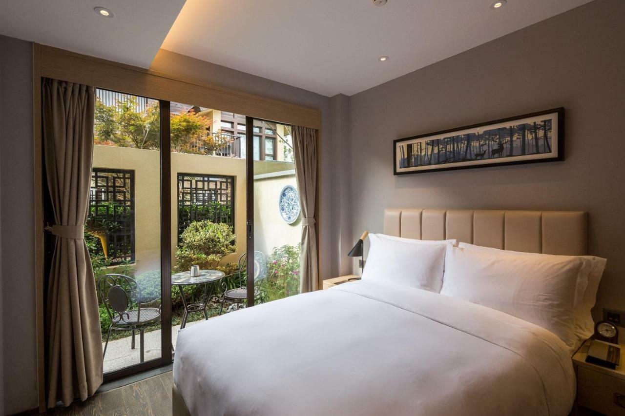 Howard Johnson Jinlin Plaza Lijiang Lijiang  Eksteriør bilde