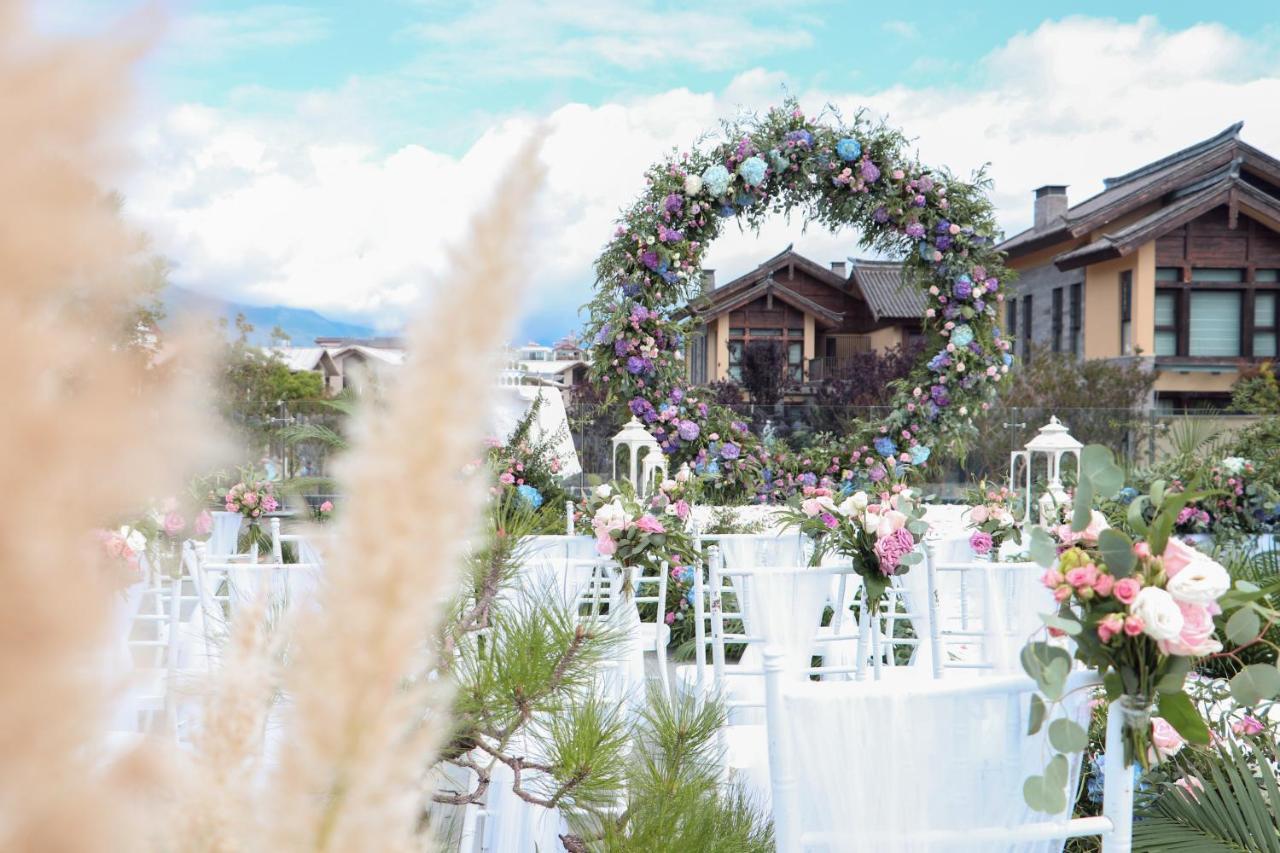 Howard Johnson Jinlin Plaza Lijiang Lijiang  Eksteriør bilde
